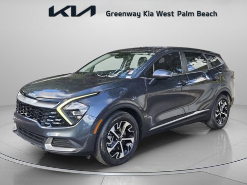 Used 2023 Kia Sportage EX FWD image 3