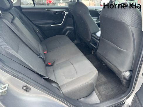 Used 2021 Toyota RAV4 LE FWD image 28