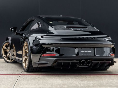 Certified 2024 Porsche 911 GT3 RWD image 3
