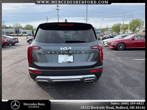 Used 2022 Kia Telluride S FWD image 6