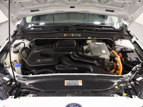 Used 2020 Ford Fusion Titanium image 24