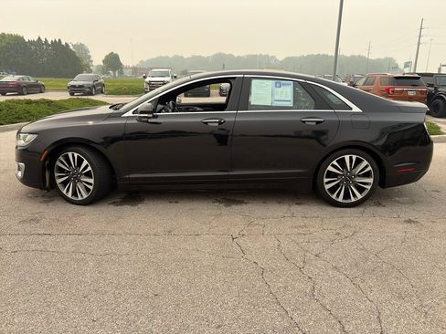 Used 2019 Lincoln MKZ Reserve AWD/4WD image 4
