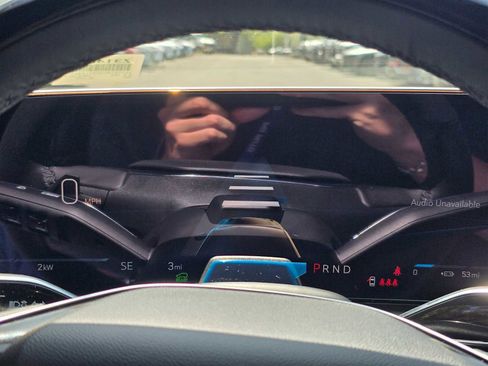 New 2025 Cadillac Lyriq Luxury image 24