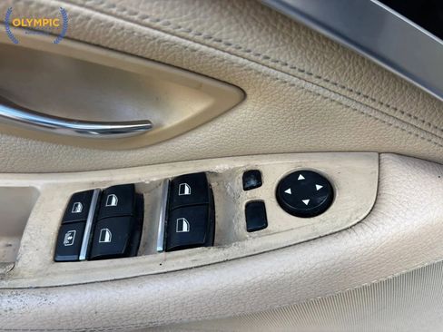 Used 2016 BMW 528i Sedan image 42