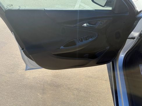 Used 2021 Chevrolet Malibu LS w/ LPO, Convenience Package 2 image 7