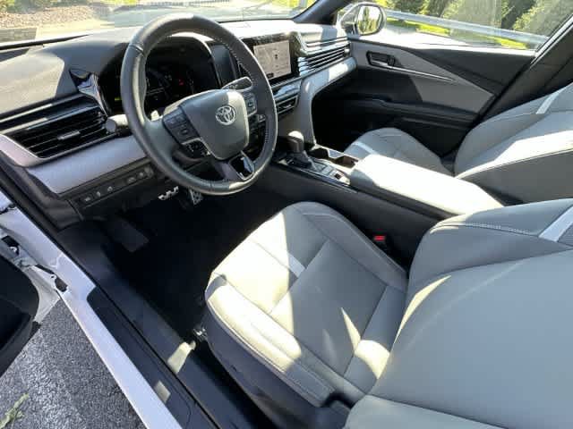 Used 2025 Toyota Camry SE w/ Convenience Package AWD/4WD image 15