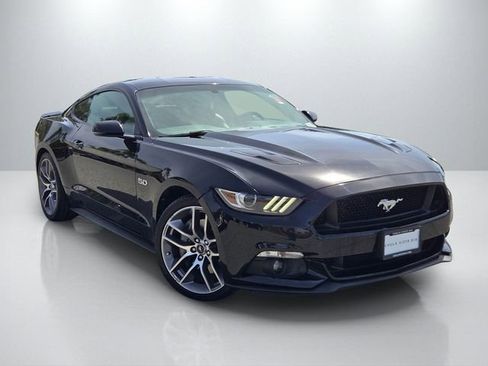 Used 2017 Ford Mustang GT Premium image 1