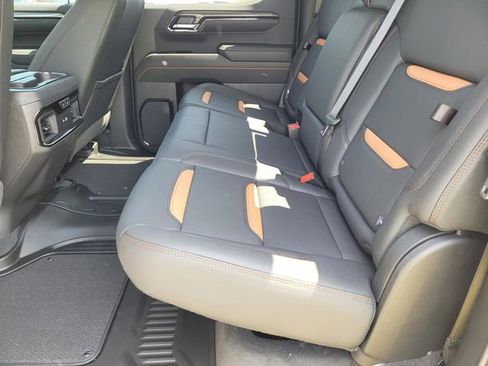 New 2026 GMC Sierra 1500 AT4 w/ AT4 Premium Package AWD/4WD image 25