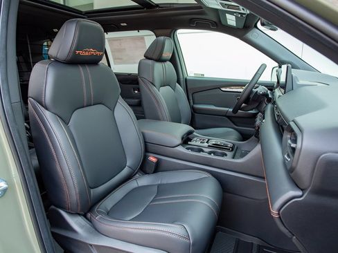New 2026 Honda Pilot TrailSport image 17