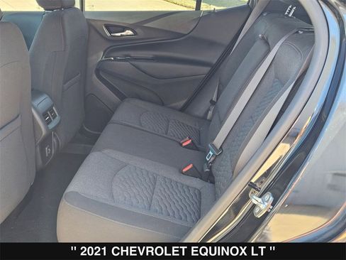 Used 2021 Chevrolet Equinox LT image 17