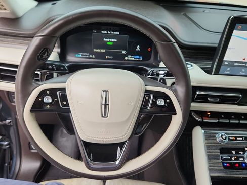 Used 2020 Lincoln Aviator Black Label Grand Touring w/ Class IV Trailer Tow Package image 23