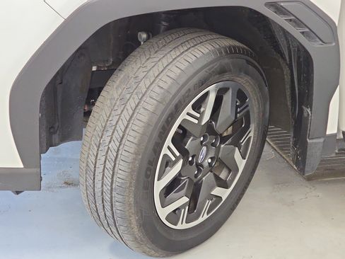 Used 2025 Subaru Forester Premium w/ Convenience Package #1 AWD/4WD image 33