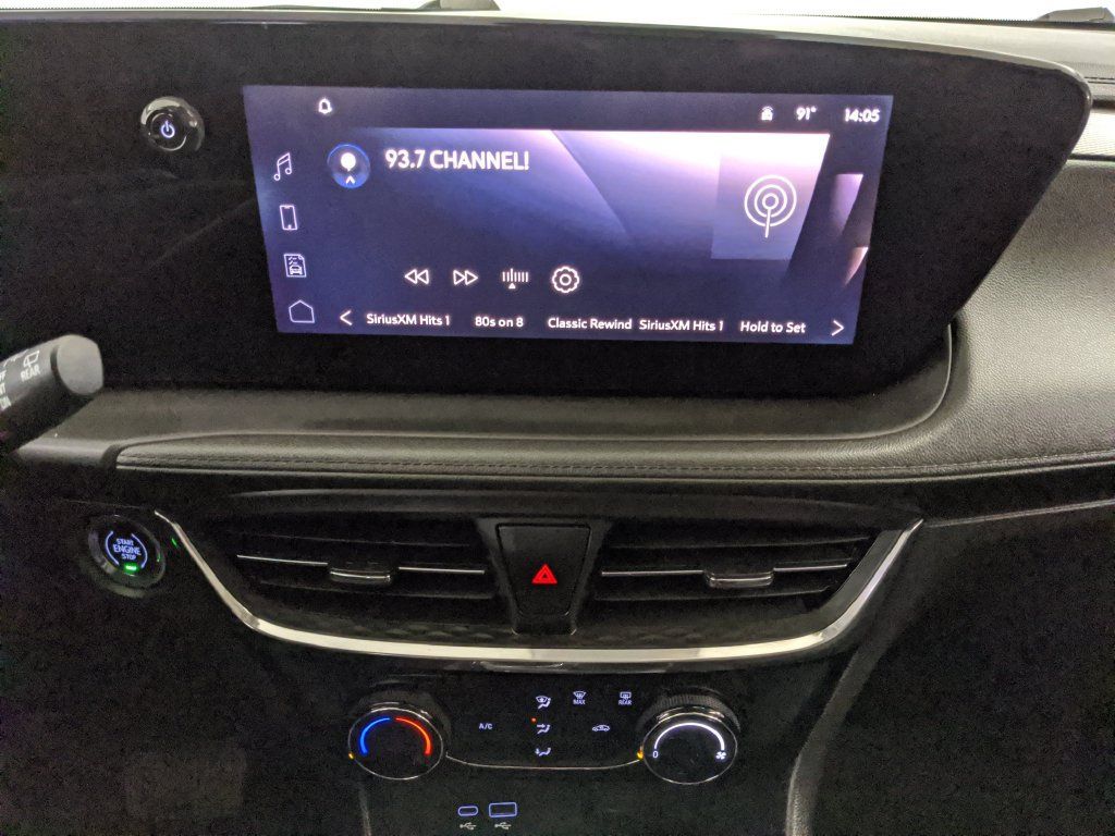 Used 2024 Buick Encore GX Sport Touring AWD/4WD image 8