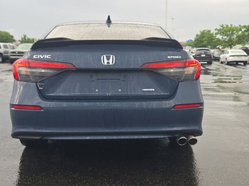 Used 2025 Honda Civic Sport image 6