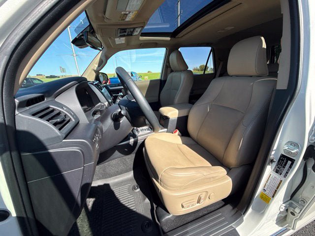 Certified 2021 Toyota 4Runner Limited AWD/4WD image 20