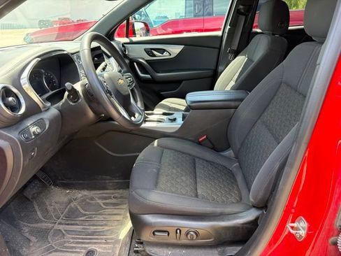 Used 2021 Chevrolet Blazer LT FWD image 4