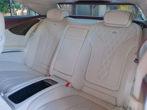 Used 2019 Mercedes-Benz S 560 Sedan image 31