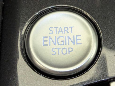 Used 2024 Volkswagen Tiguan S image 26