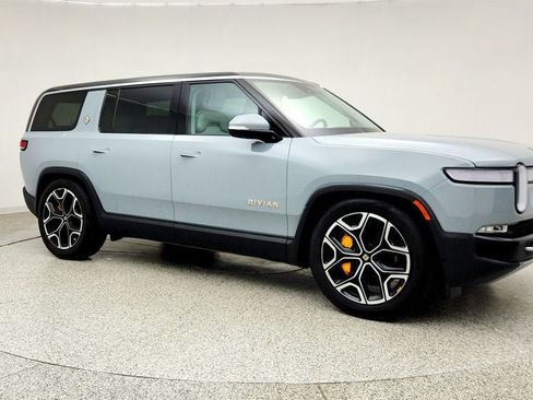 Used 2024 Rivian R1S Adventure AWD/4WD image 3