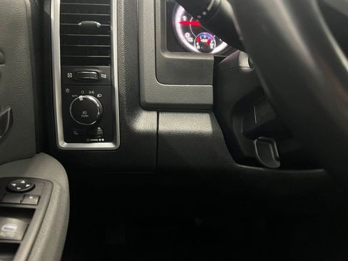 Used 2015 RAM 2500 Big Horn image 25