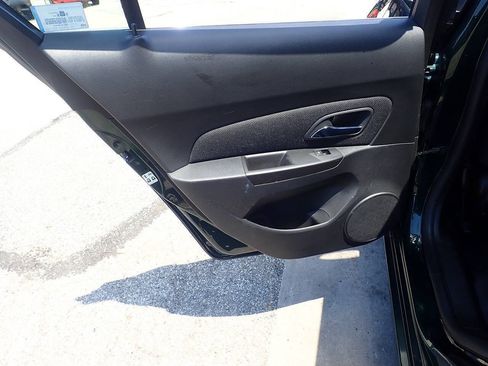 Used 2015 Chevrolet Cruze LT FWD image 13