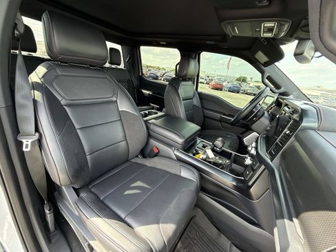 Used 2025 Ford F150 Raptor AWD/4WD image 27