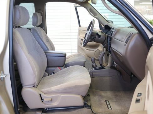 Used 2004 Toyota Tacoma 4x4 Xtracab V6 image 71