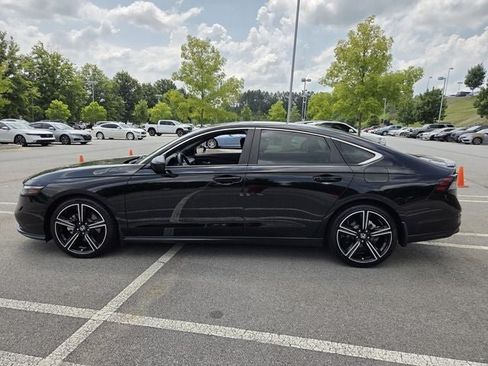 Used 2024 Honda Accord Sport image 5