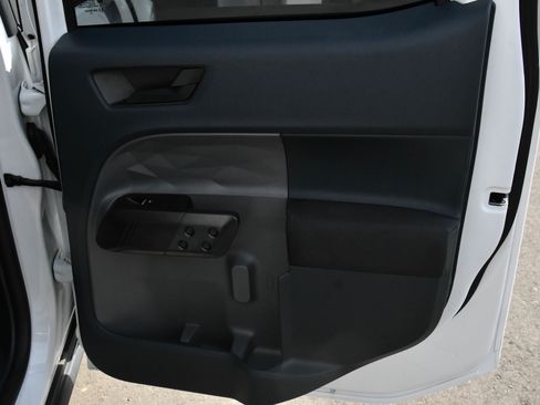 Used 2024 Ford Maverick XL image 40