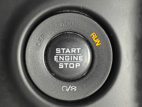 Used 2018 Jeep Wrangler Unlimited Rubicon AWD/4WD image 13