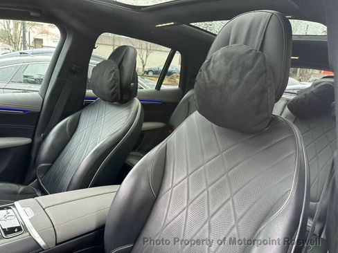 Used 2023 Mercedes-Benz EQS 580 4MATIC SUV image 11