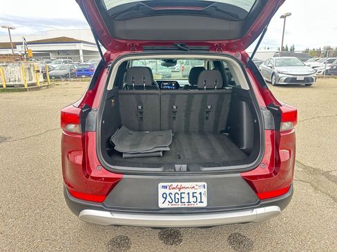 Used 2025 Chevrolet TrailBlazer LT image 31