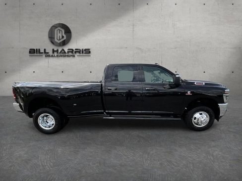 New 2026 RAM 3500 Tradesman AWD/4WD image 5