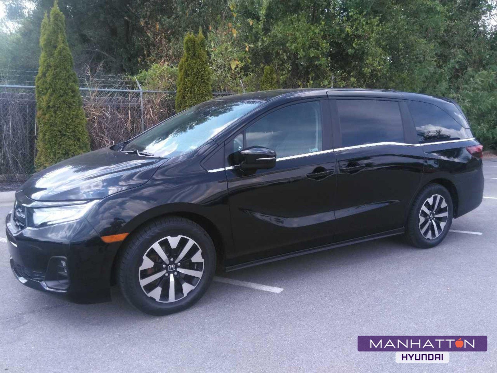 Used 2025 Honda Odyssey EX-L image 1