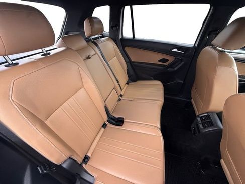 Used 2024 Volkswagen Tiguan SE R-Line AWD/4WD image 23