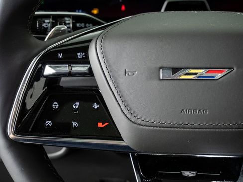 Used 2026 Cadillac Escalade V w/ LPO, ONYX Package image 10