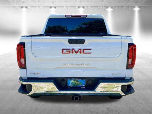 Used 2024 GMC Sierra 1500 SLT AWD/4WD image 6