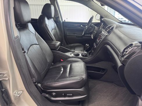 Used 2017 Buick Enclave Leather w/ Trailering Package image 10