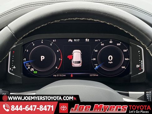 Used 2023 Volkswagen Atlas SE w/ Panoramic Sunroof Package image 16