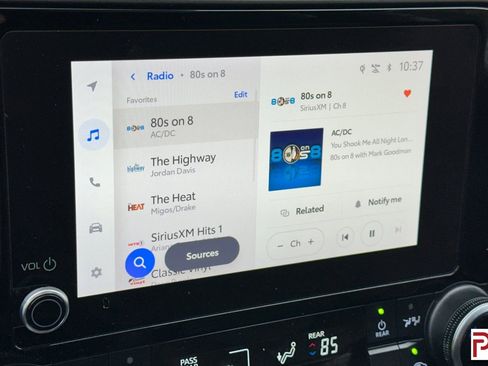 Used 2024 Toyota Highlander XLE image 25