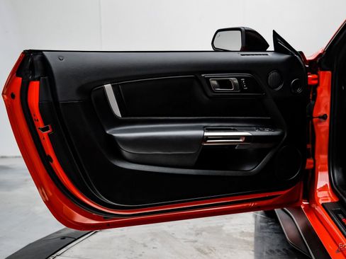 Used 2022 Ford Mustang Shelby GT500 w/ Technology Package image 83