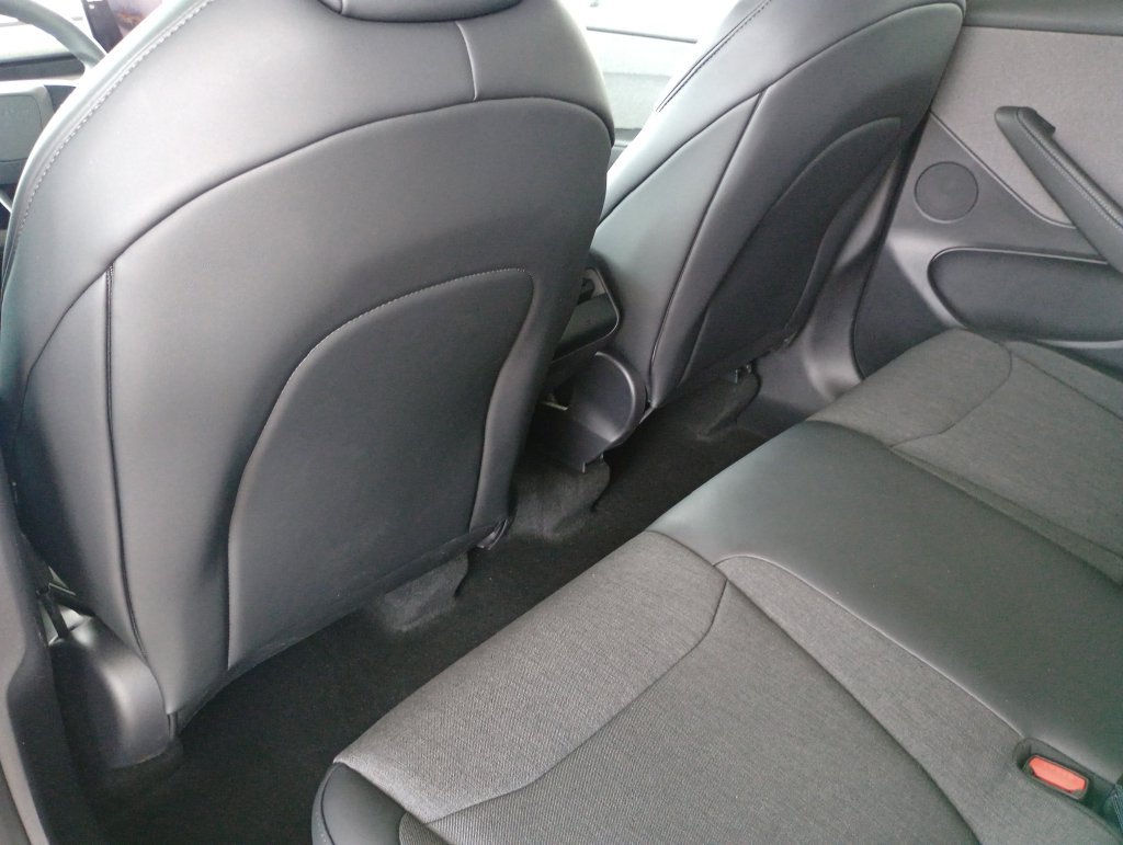 Used 2026 Tesla Model Y Long Range RWD image 24