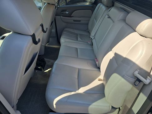 Used 2013 Chevrolet Avalanche LT w/ All-Star Edition image 16