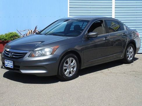 Used 2011 Honda Accord SE image 2