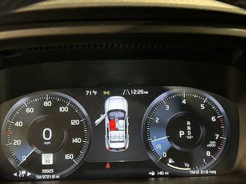 Used 2022 Volvo XC40 T5 Momentum AWD/4WD image 15