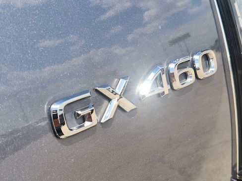 Used 2023 Lexus GX 460 Luxury w/ Sport Design Package AWD/4WD image 12
