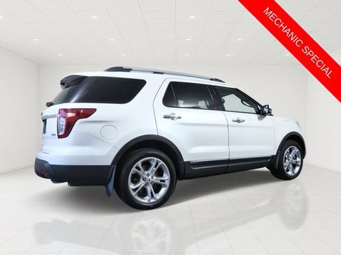 Used 2014 Ford Explorer Limited w/ Equipment Group 301A AWD/4WD image 6
