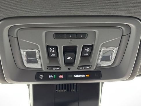 New 2026 GMC Sierra 1500 Elevation w/ Elevation Premium Package AWD/4WD image 24