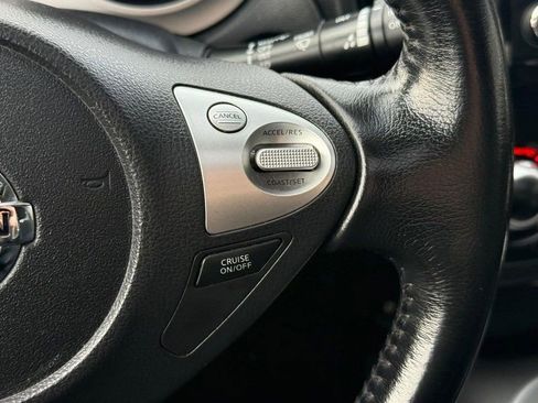 Used 2017 Nissan Juke SV image 21