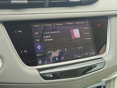 Used 2023 Cadillac XT5 Premium Luxury image 15